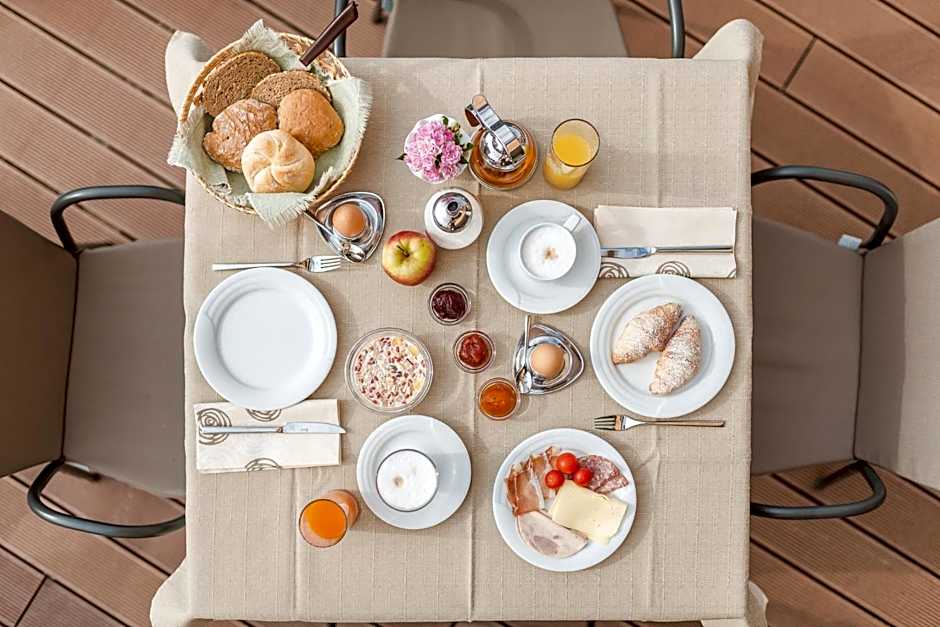 Aparthotel Abiná Lana Höhe