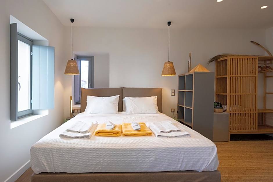 Pylosea Luxury Lodge