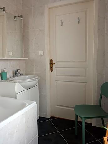 Double Room with Private External Bathroom