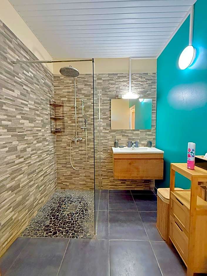 Villa SAADA cosy avec piscine, jacuzzi et sauna