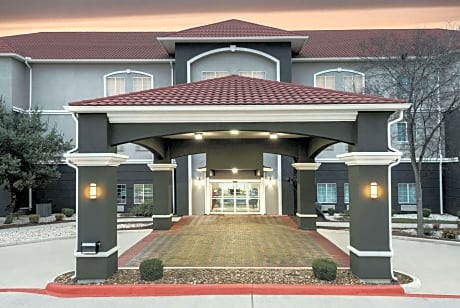 La Quinta by Wyndham San Antonio The Dominion