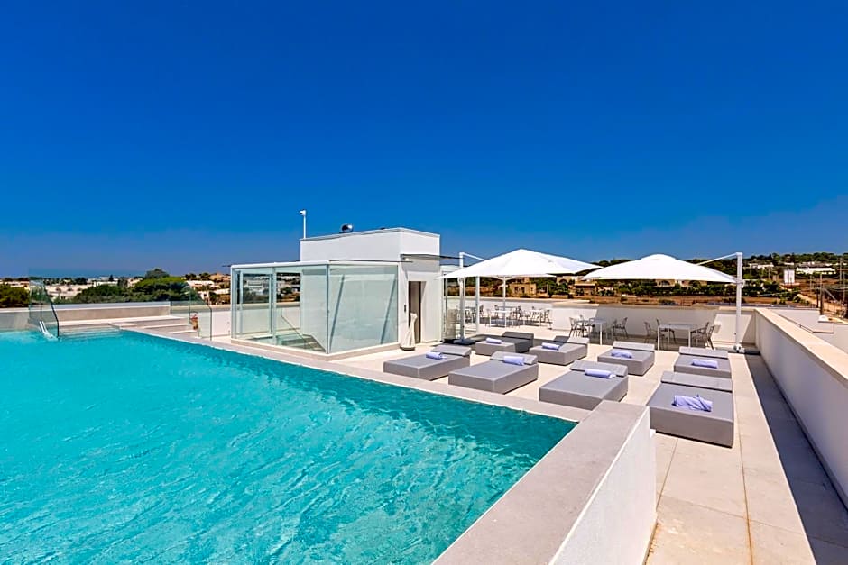 Perla Saracena Hotel & Restaurant