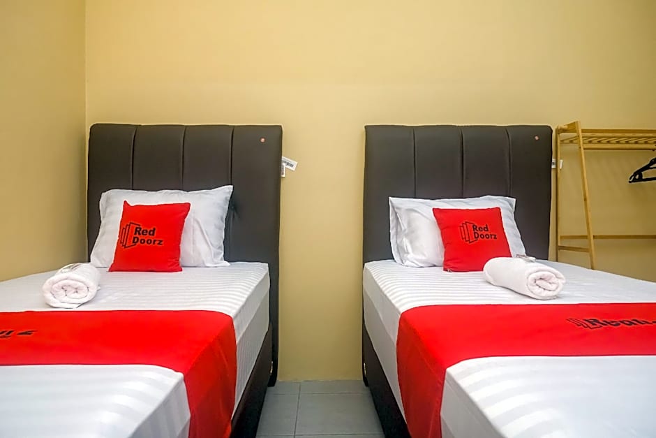 RedDoorz Syariah @ Omahe Qoema 3 Yogyakarta