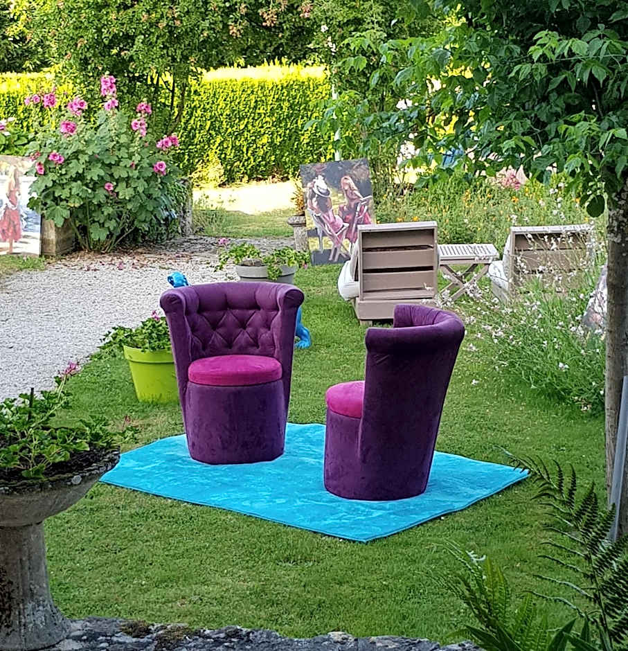 Logis Hôtel Hostellerie Saint-Jacques