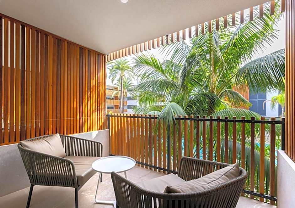 Las Gaviotas Suites Hotel & Spa