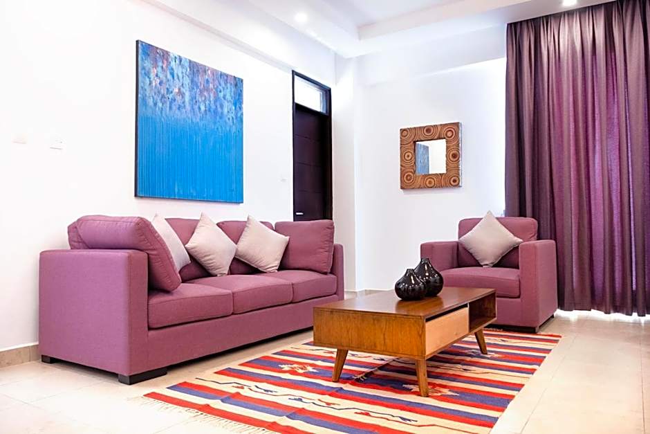 L'Aziz Suites - Near Aga Khan Hospital