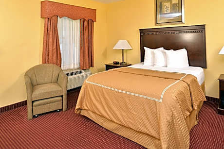 1 Queen Bed Non-Smoking