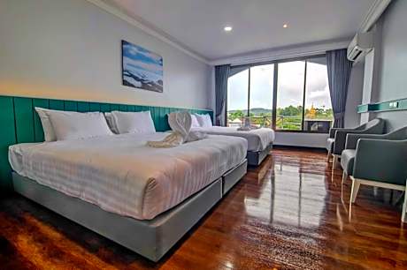 Premium Quadruple Room