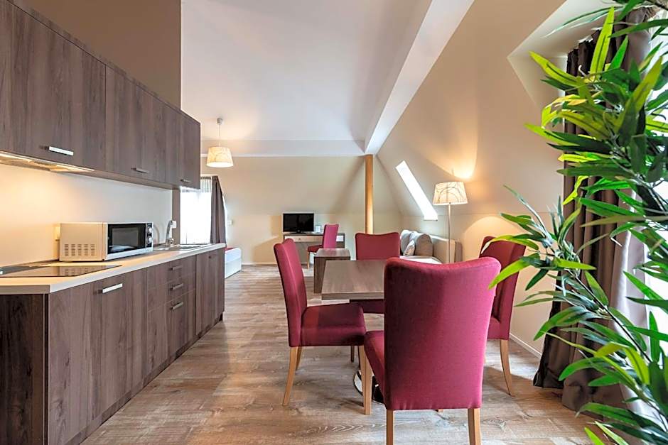 Empress Boutique Hotel