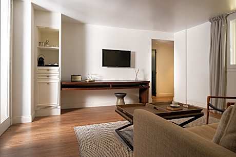 SUITE FAMILIAR WITH TERRACE 4 ADULTS AND 1 CHILD