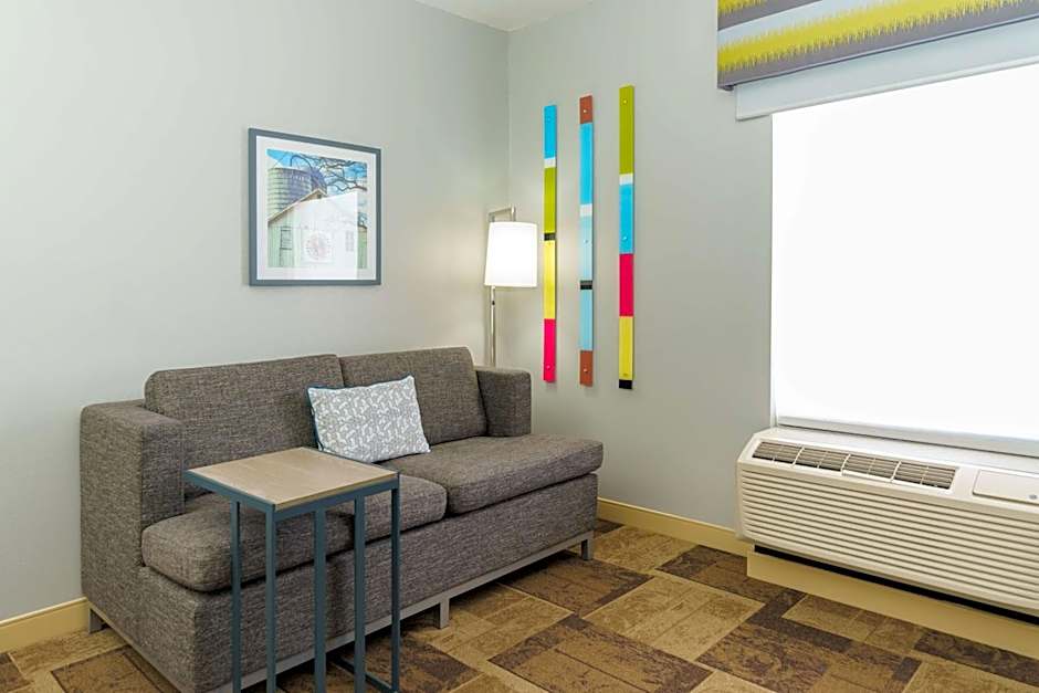Hampton Inn By Hilton Garden City