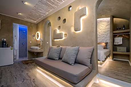 Junior Suite with Balcony