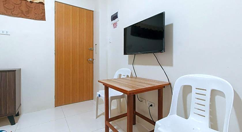CM Apartelle Iloilo International Airport by RedDoorz