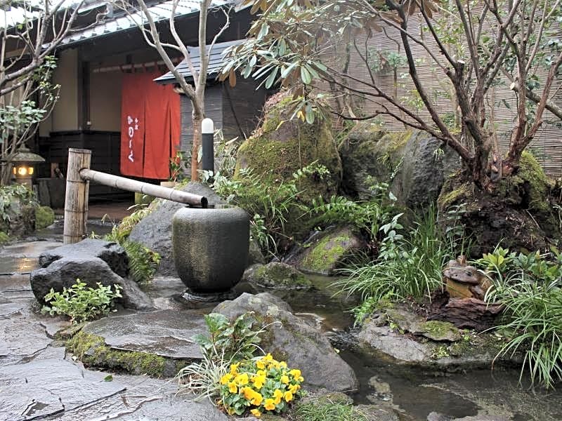 Yufuin Ryokan Nogiku