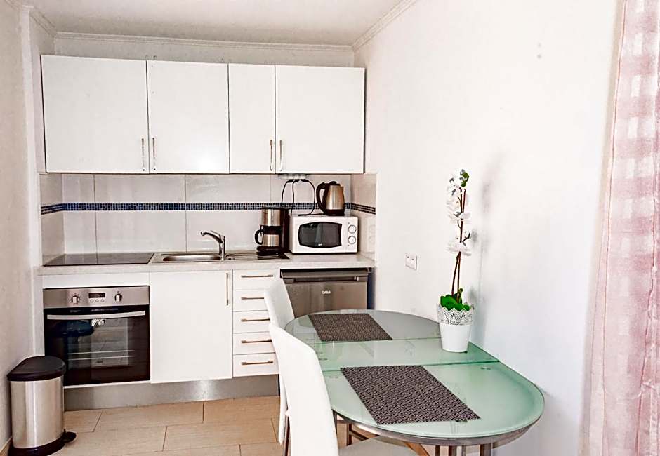 Hotel et Appartements Reine D'Azur