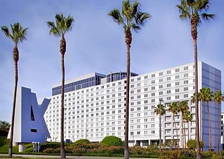 Hyatt Regency Los Angeles International Airport