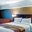 Quality Hotel & Suites Gander