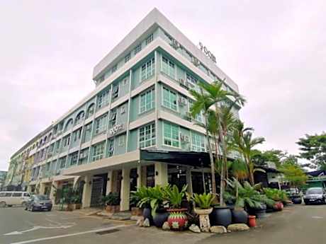 OYO 91328 Townhouse 900 Inn
