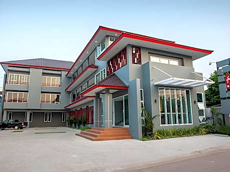 Soontree House Hotel