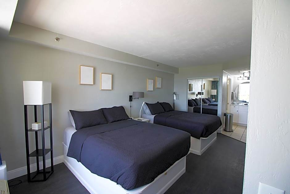Modern Beach Condo-Daytona Beach