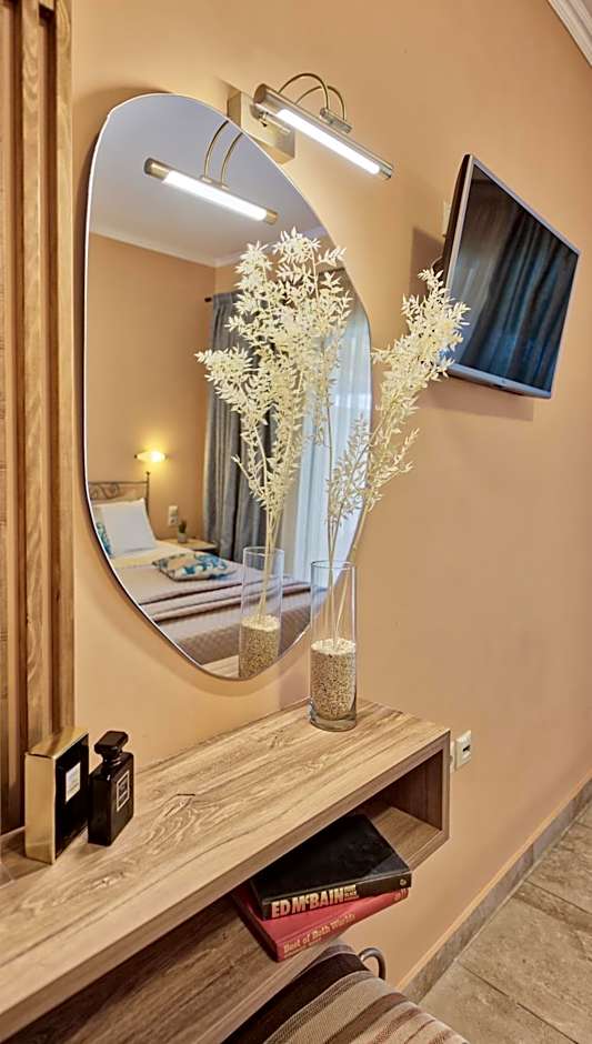 Porto Roma Seaside Studios