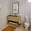Topia Retreat- Sunset Suite