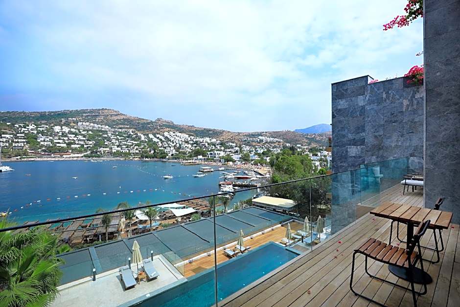 Mare Deluxe Residences  & Villas