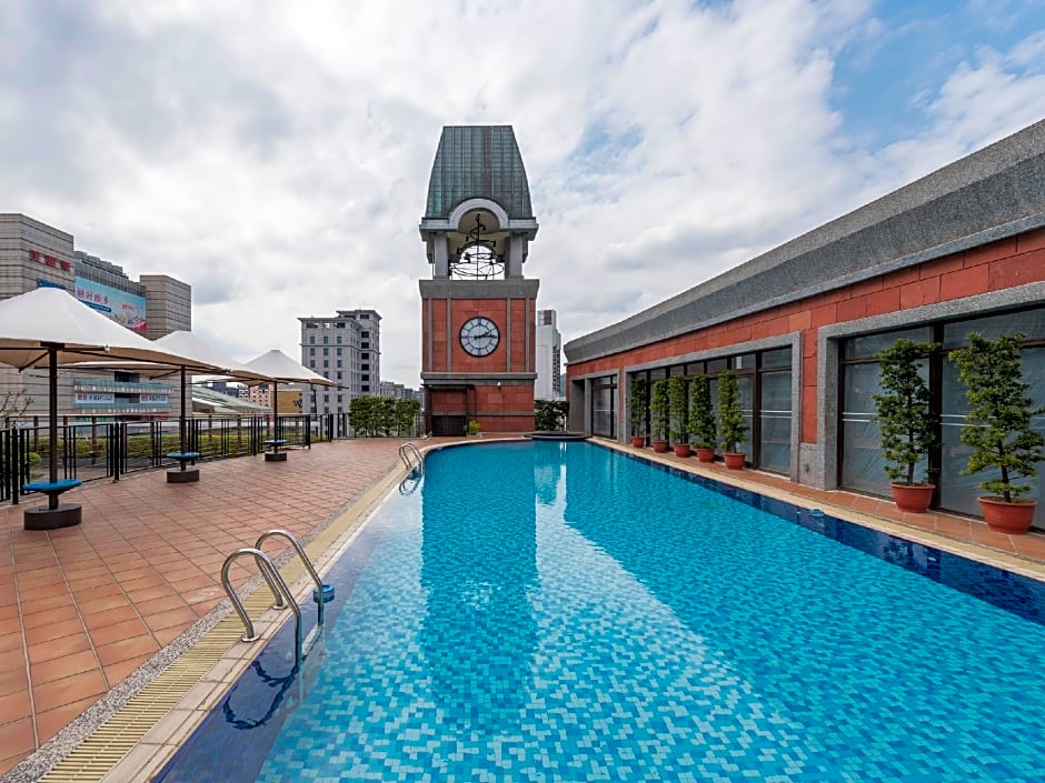 Grand Victoria Hotel