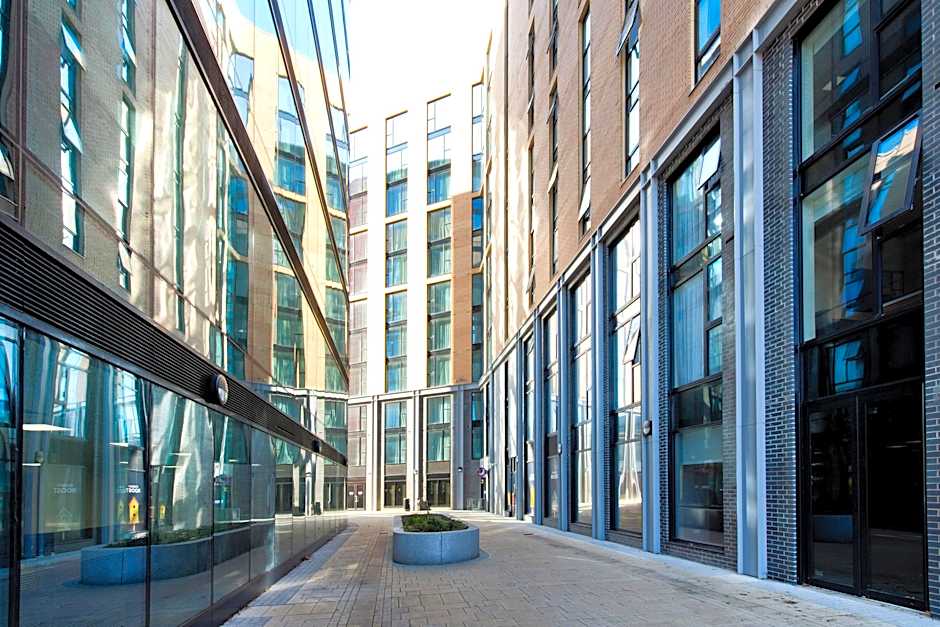 Premier Inn Bournemouth East Cliff