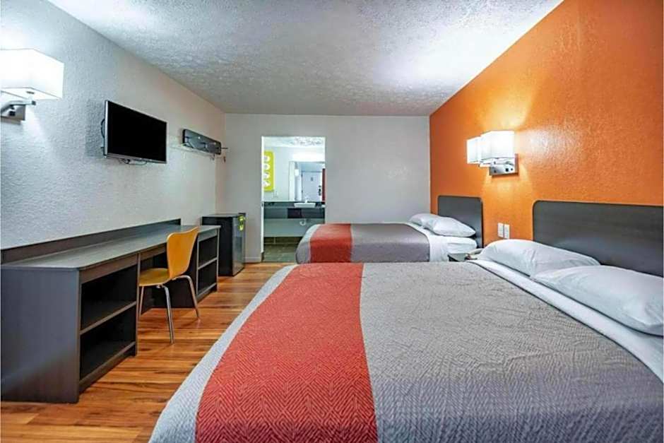 Relax Inn by OYO Columbus OH I 70