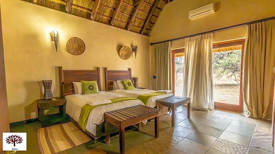 Zebula Golf and Wildlife Estate - Oryx Walkway Pax 16 - Moi Signature Luxury villa