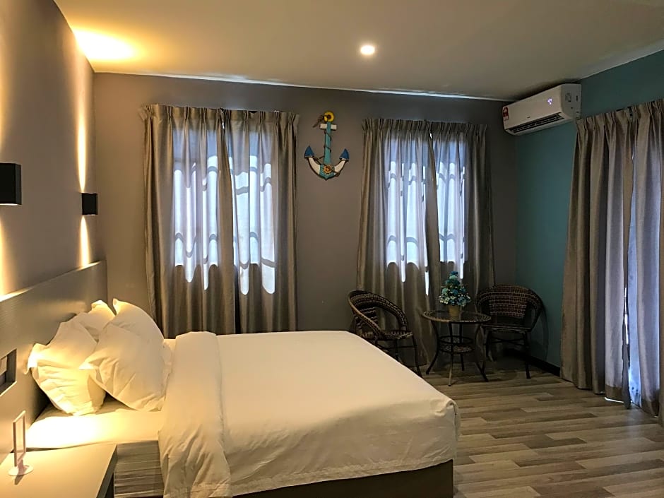 ang lee holiday stay