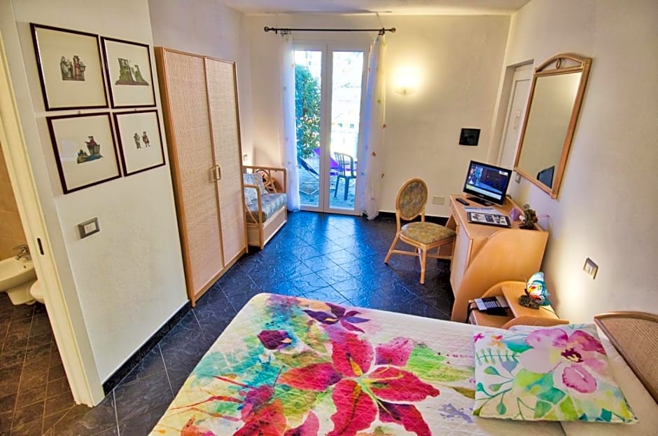 Cinqueterre Residence