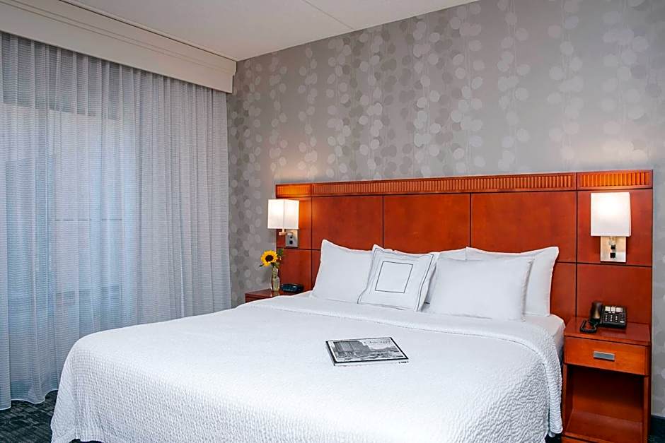 Courtyard by Marriott Chicago Glenview/Northbrook