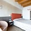 Village Hotel Lucia