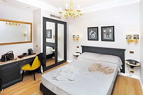 Small Double Room