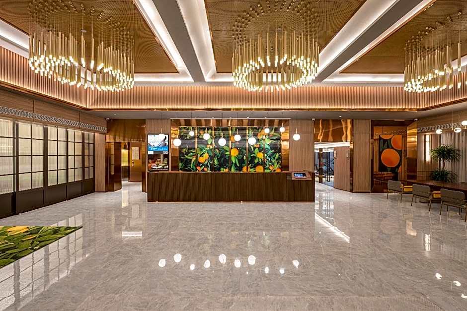 Orange Hotel Changde Railway Station Happy Town