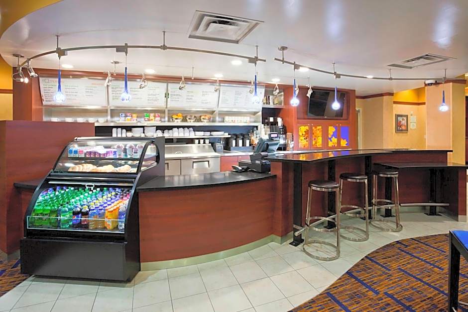 Courtyard by Marriott Minneapolis Maple Grove/Arbor Lakes