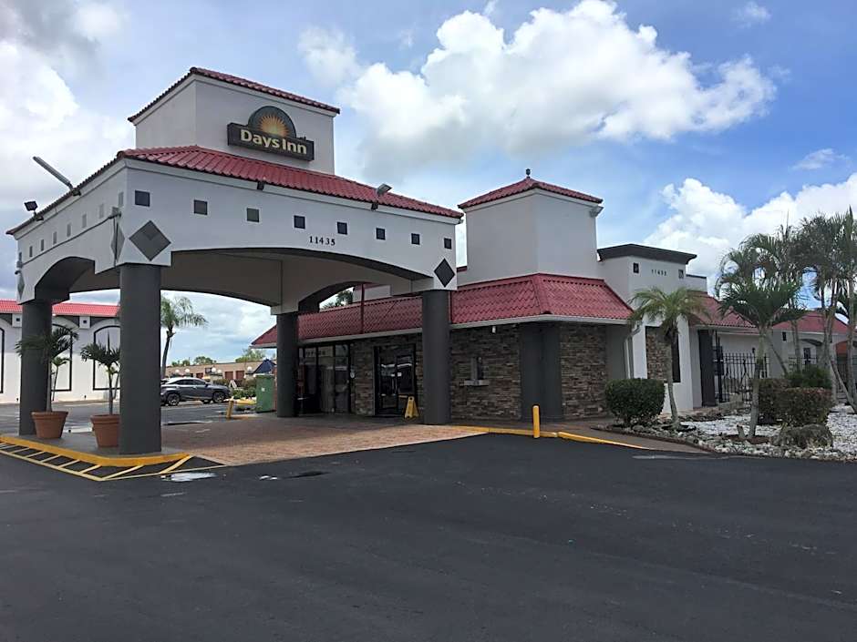 Days Inn by Wyndham Fort Myers