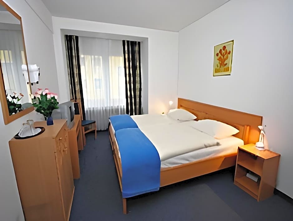 Hotel Paris