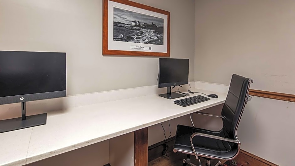 Best Western Plus Portsmouth Hotel & Suites