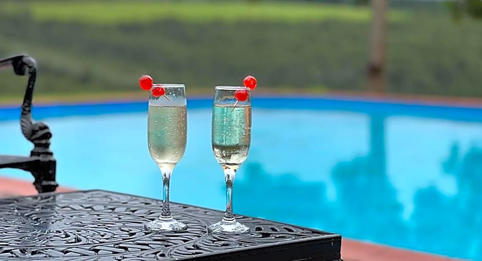 Far Hills Country Hotel