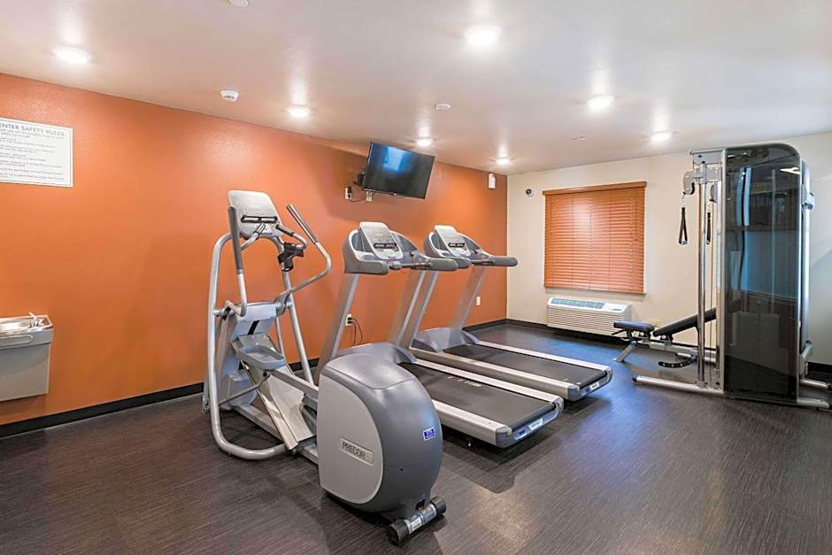 WoodSpring Suites Lafayette