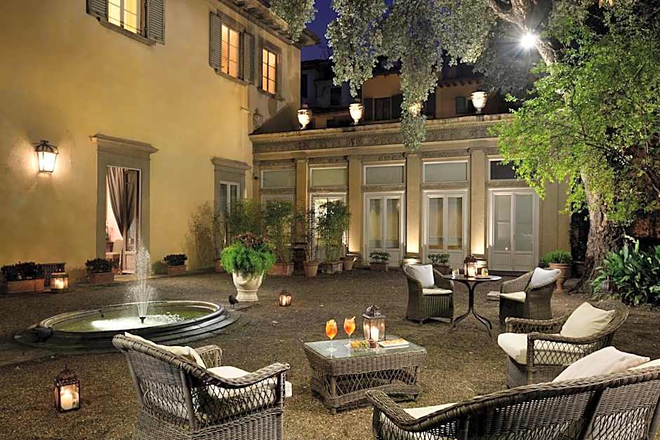 Al Palazzo del Marchese di Camugliano Residenza d'Epoca
