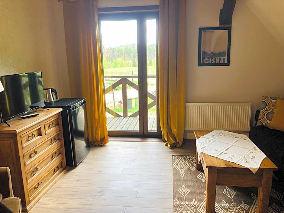 Modryna - Modrzewiowy Dom