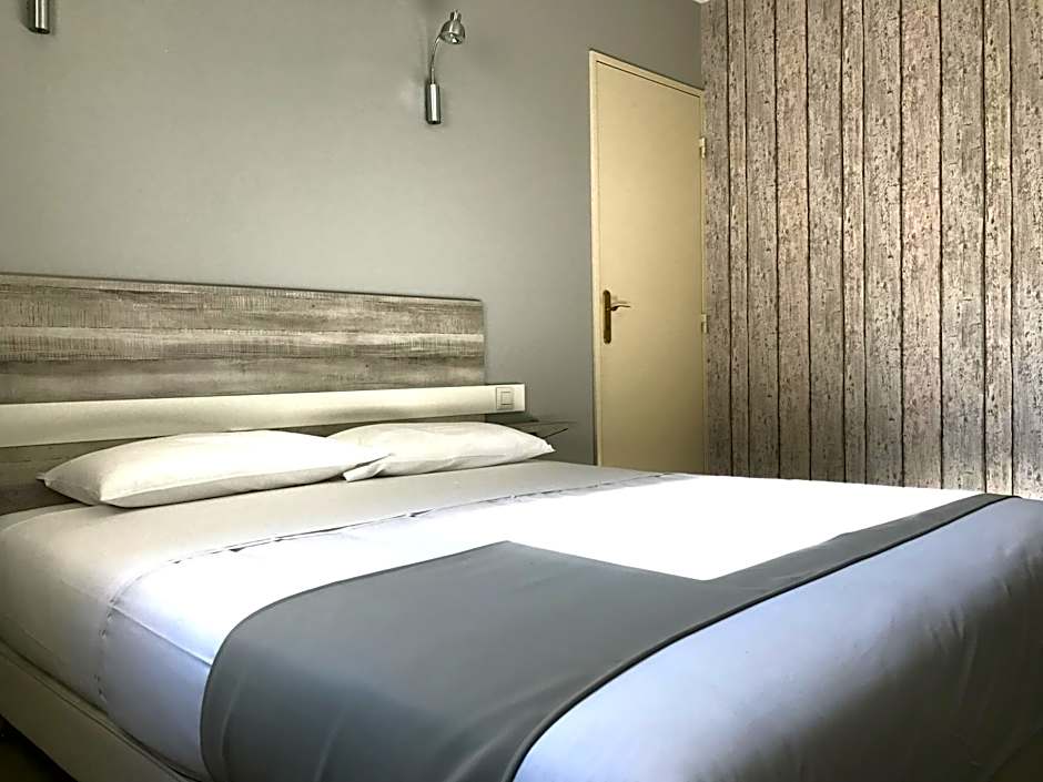 Hotel Grand Cap Rooftop Pool