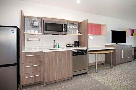 1King Hearing Accessible Studio Suite Nosmok