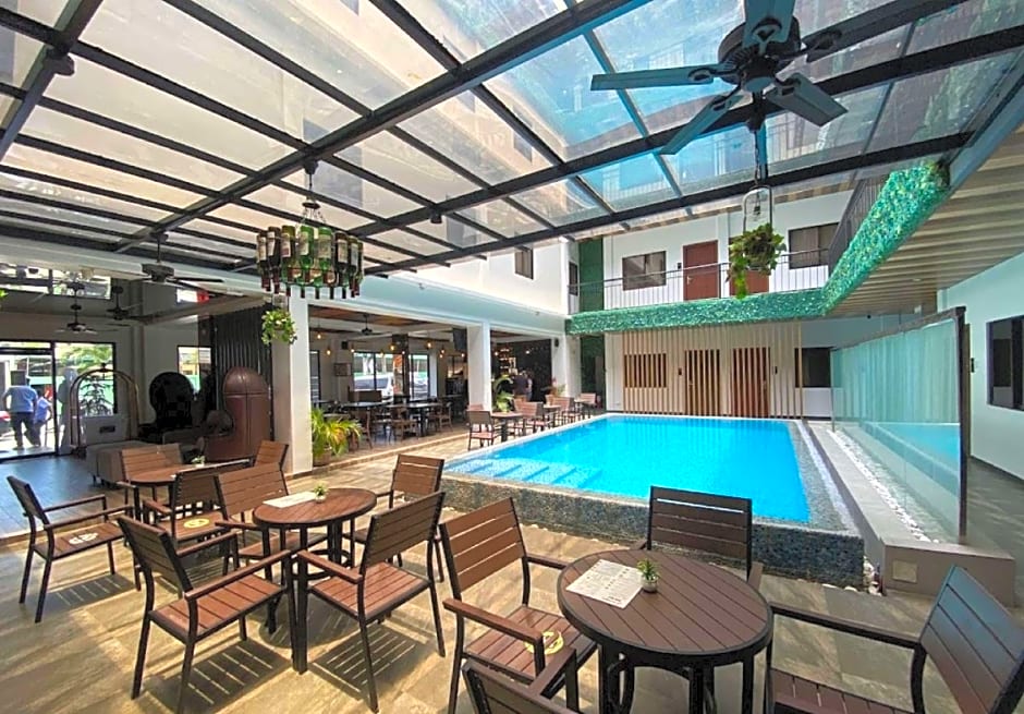 SureStay Plus Hotel by Best Western AC LUXE Angeles City