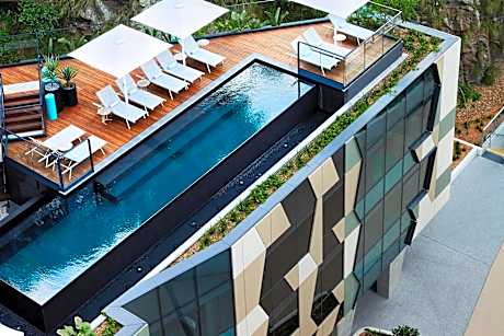 Crystalbrook Vincent