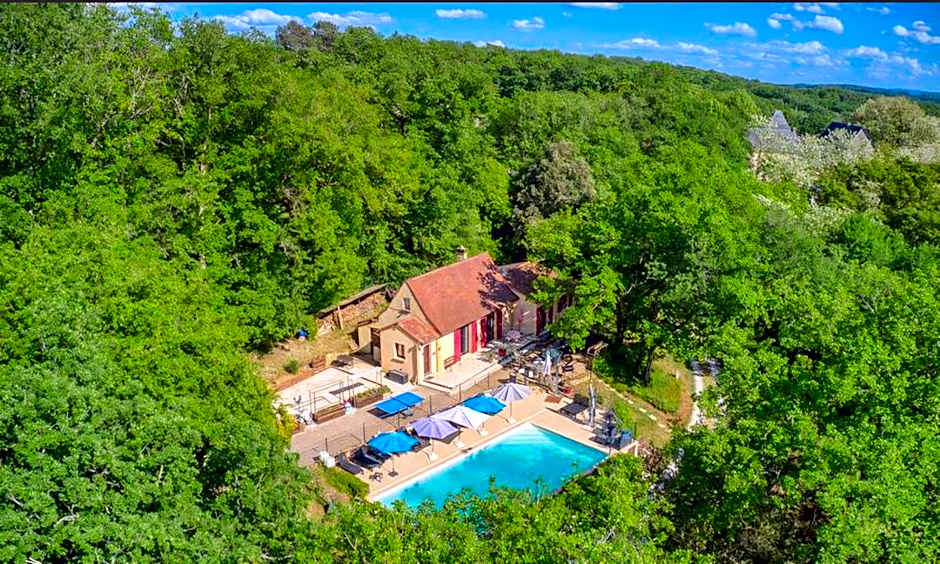 gîte le nieudegat chambre et table d'hôte , kitchenette , climatisation et borne électrique